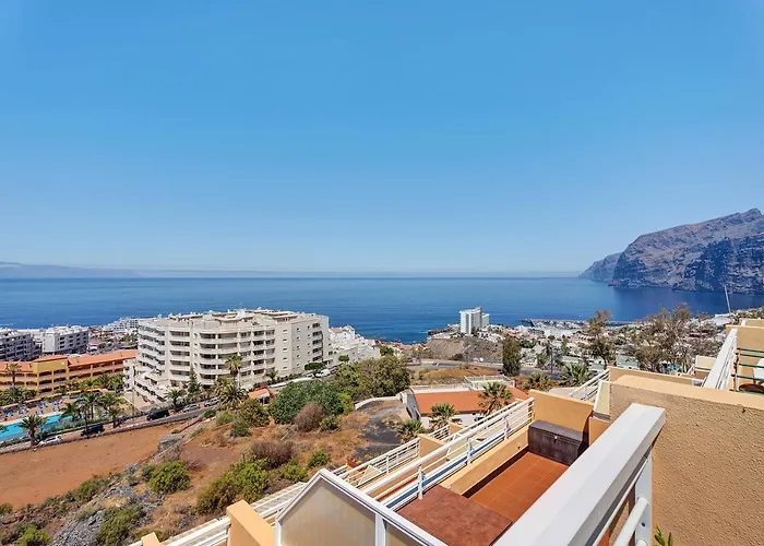 Bella Vista * Puerto de Santiago (Tenerife)